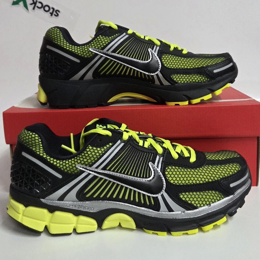 Nike Zoom Vomero 5 Men's Black Lemon Venom Sports Sneaker FB9149-702 Size 9